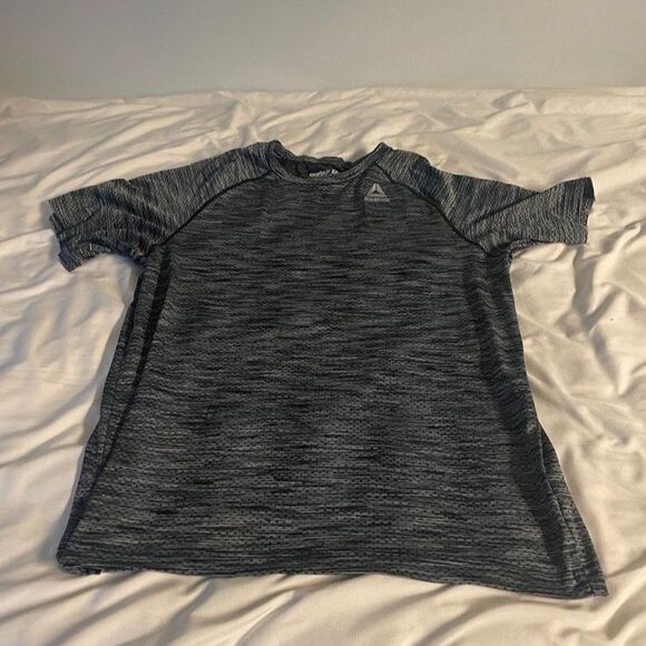 Reebok Activewear Tech T shirt - Picture 1 of 7